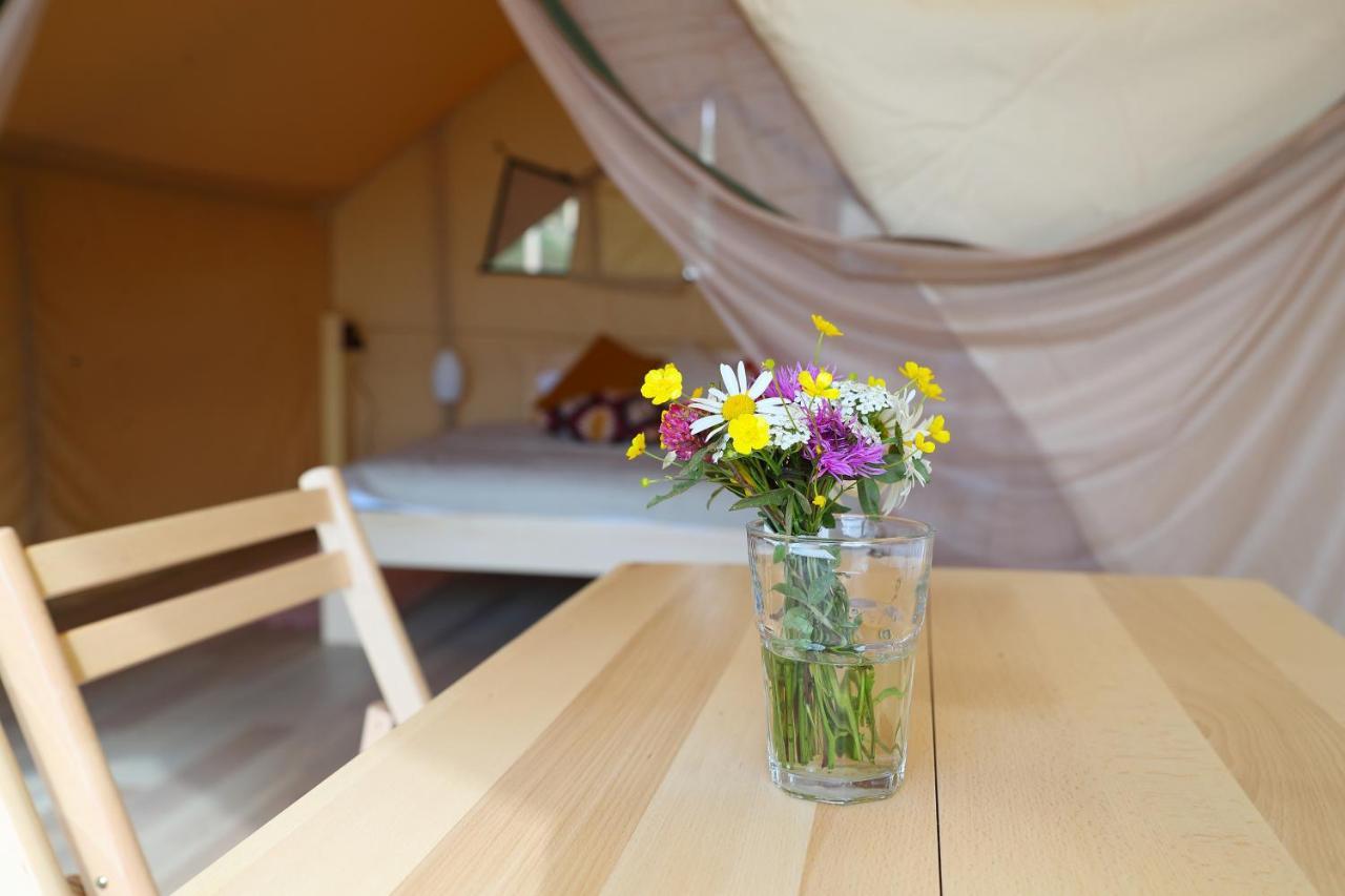 Розкішний намет Glamping